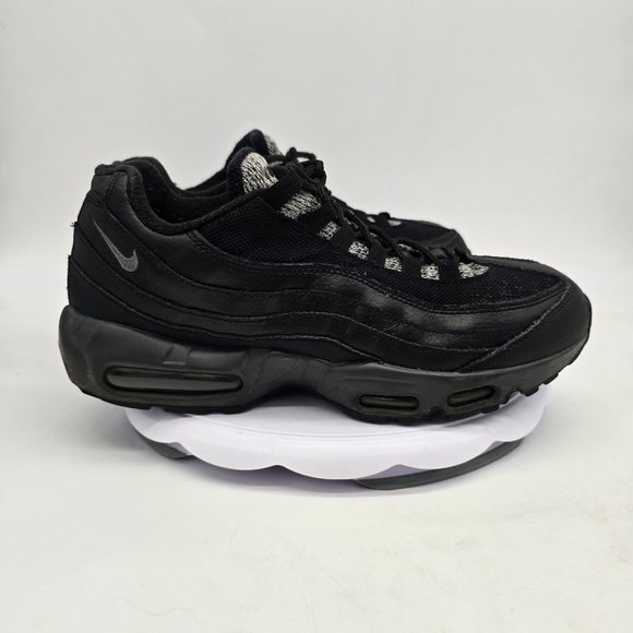 Nike Shoe Men's 11 Air Max 95 Essential Black 749766-065 - Picture 6 of 9